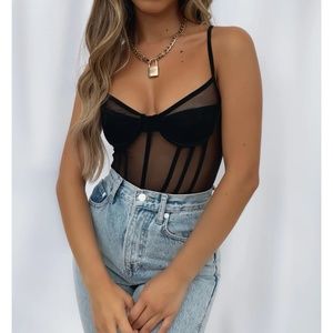 White Fox Boutique-She’s a Muse Bodysuit